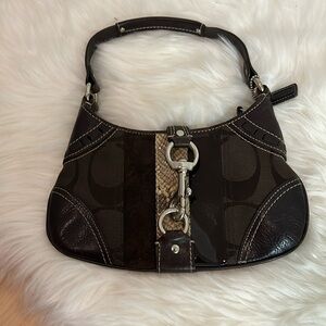 Coach signature mini